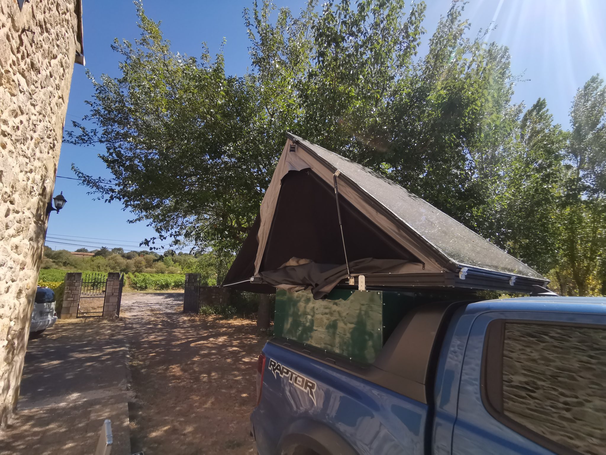 Porte droite ouverte vue avant