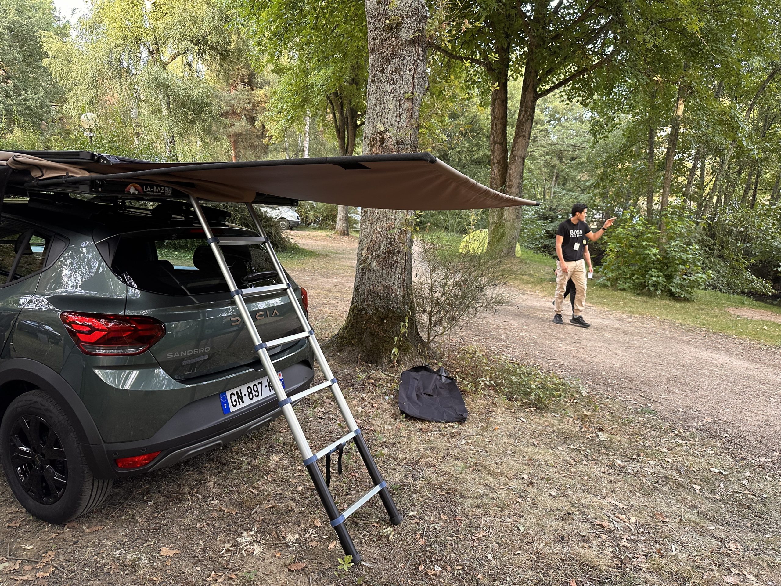 S'PA Lu - Tente de toit rigide avec barres - Rooftop Camp